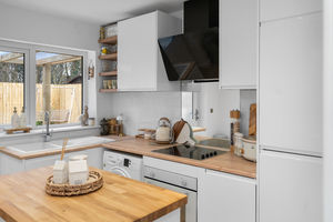 Photo 26- click for photo gallery